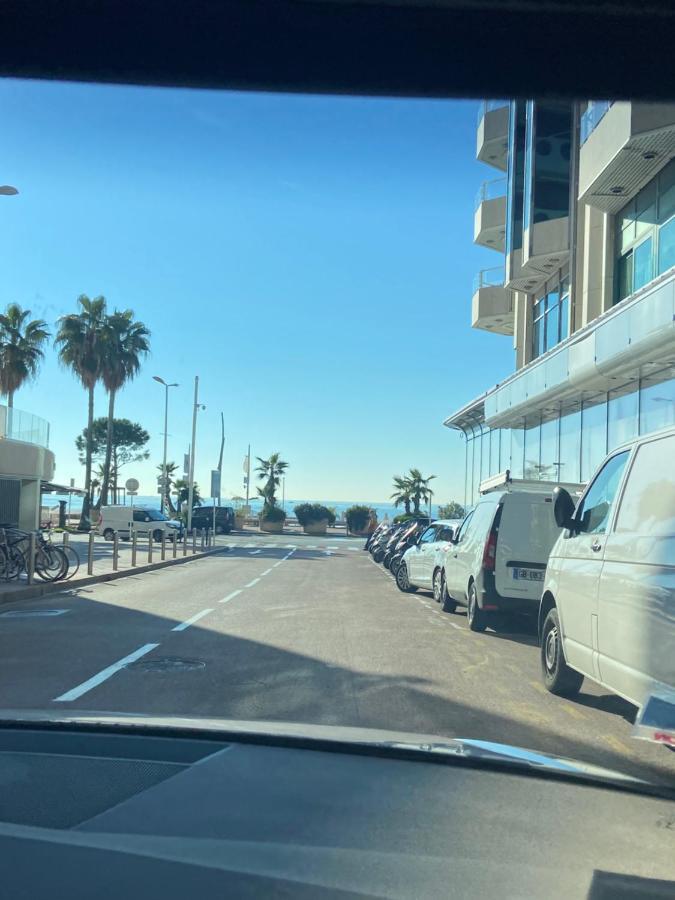 2 Pieces Avec Terrasse Et Piscine Croisette Apartment Cannes