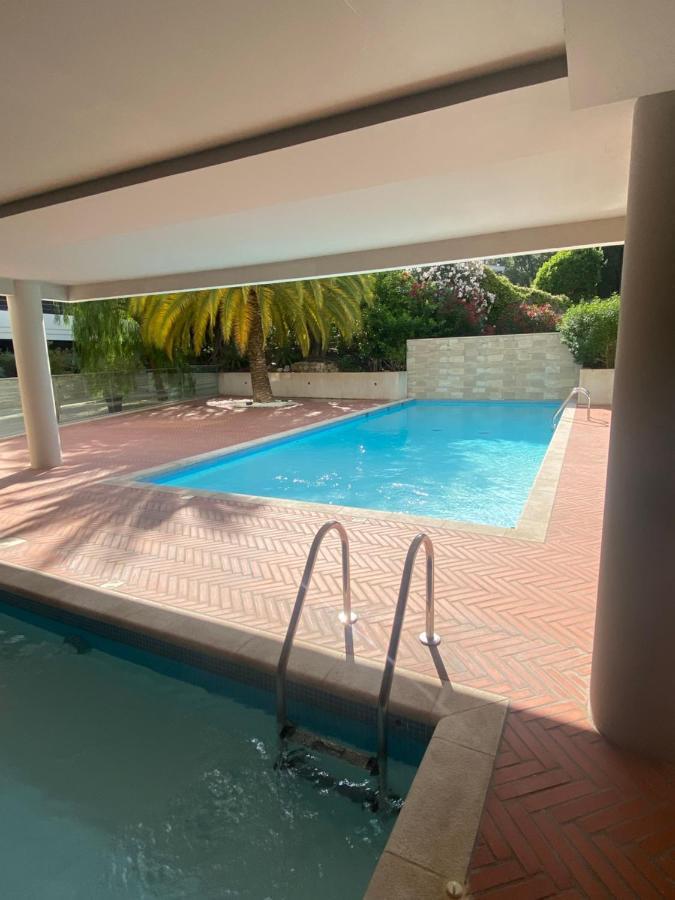 2 Pieces Avec Terrasse Et Piscine Croisette Cannes